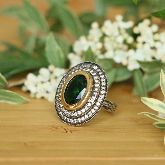 Sterling Silver Jade Stone and Cubic Zirconia Size 7.75 - Picture 5 of 8